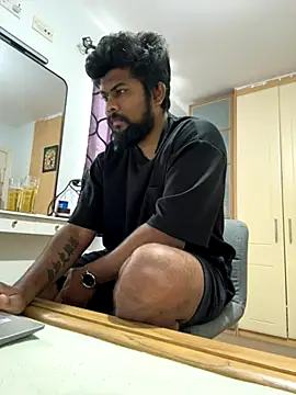 Snapshot of CrazyShashank chatting on 11-02-25, 02:11 CrazyShashank online show from 11-02-25, 02:11