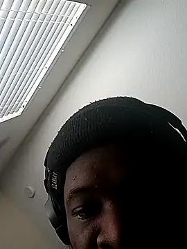 Kaalum561 online show from 11-24-25, 01:33