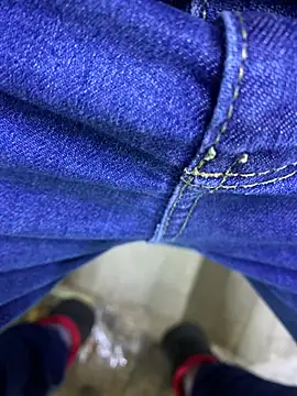 Snapshot of guridosul051 chatting on 06-17-26, 01:10 guridosul051 online show from 06-17-26, 01:10