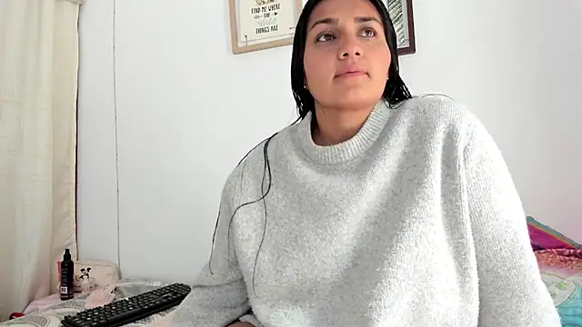 selena jhonson online show from 11-12-25, 03:27