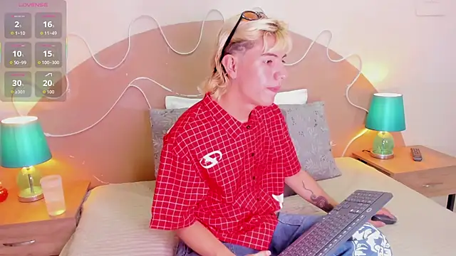 Enrrixxx  online show from 11-11-25, 12:27