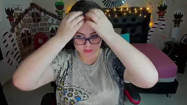 LolaVillalobos online show from 12-05-25, 12:15