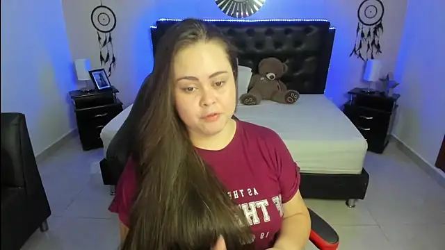 Snapshot of LolaVillalobos chatting on 09-23-25, 02:24 LolaVillalobos online show from 09-23-25, 02:24