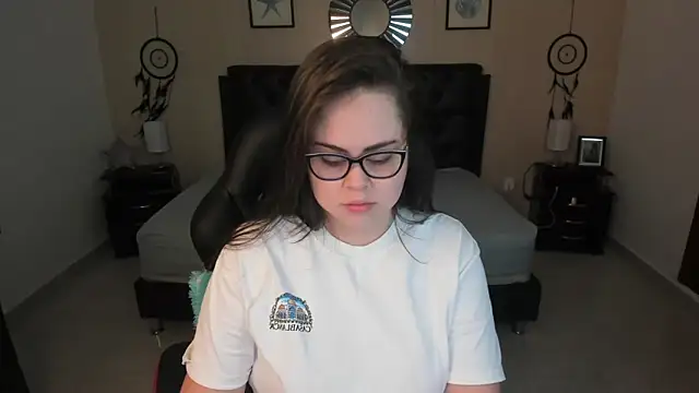 LolaVillalobos online show from 02-18-26, 11:50