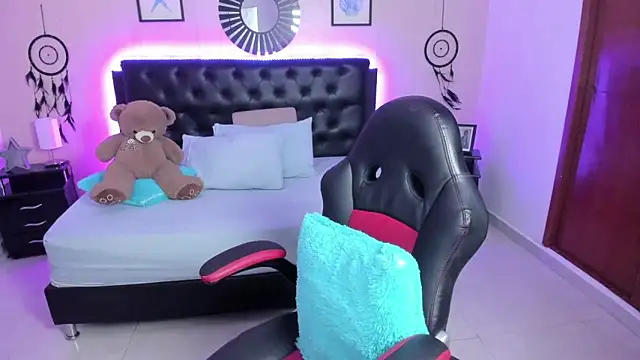 LolaVillalobos online show from 03-03-26, 11:50