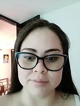 Snapshot of LolaVillalobos chatting on 04-20-26, 12:08 LolaVillalobos online show from 04-20-26, 12:08