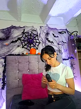 karol rose online show from 10-15-25, 09:34