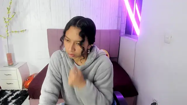 anna moon11 online show from 11-07-25, 04:50