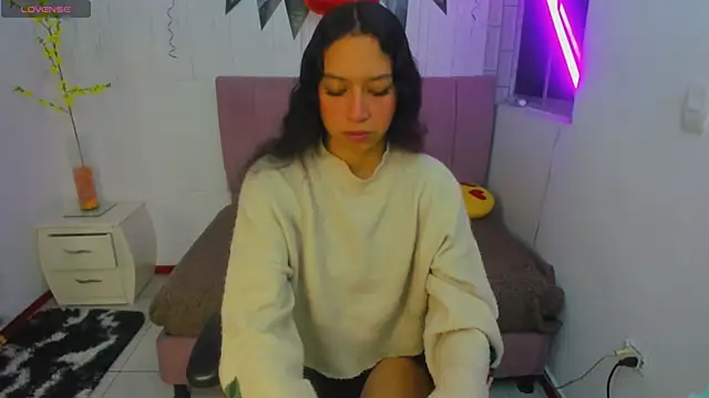 anna moon11 online show from 10-17-25, 04:38