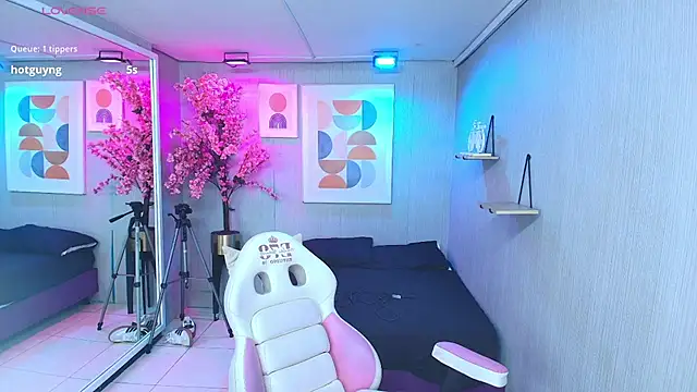 Maggy t18 online show from 06-28-26, 03:07