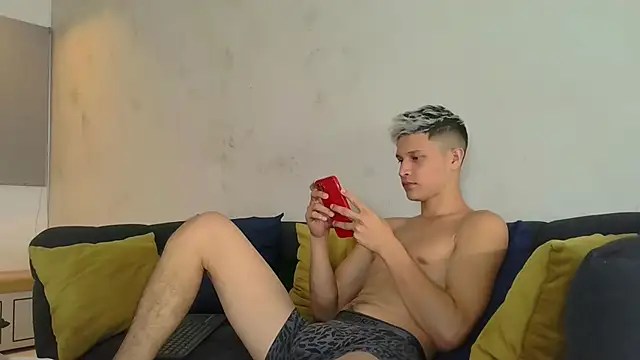 Twinkcock22 online show from 03-05-26, 02:52