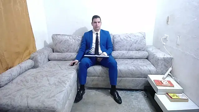 Victor Maitland online show from 10-31-25, 07:54