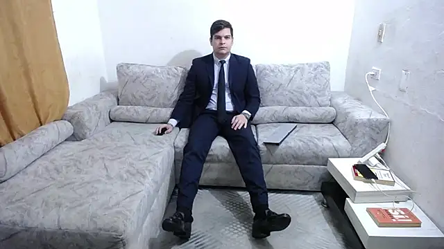 Victor Maitland online show from 07-14-26, 03:33