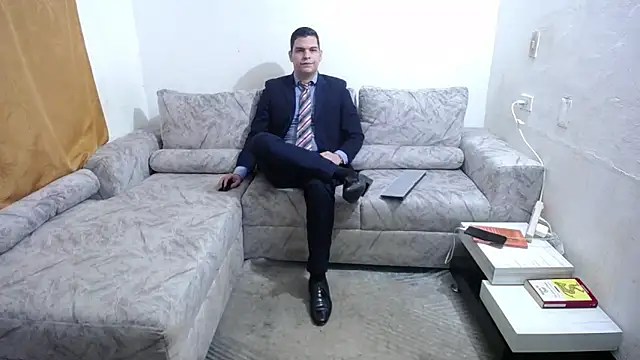 Victor Maitland online show from 10-24-25, 07:57