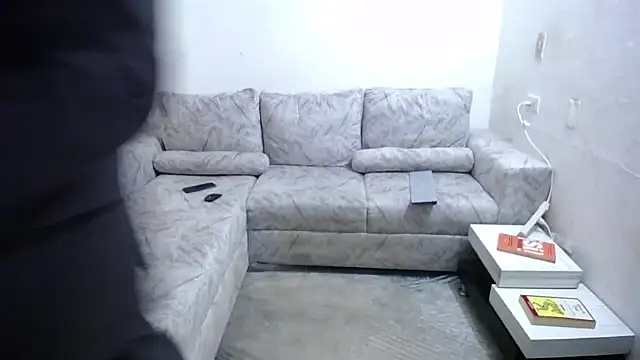 Victor Maitland online show from 11-02-25, 03:44