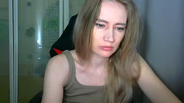 JessFoxxx online show from 03-25-26, 04:12