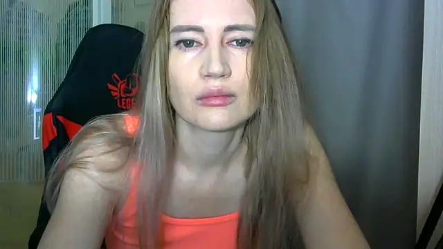 Snapshot of JessFoxxx chatting on 02-03-26, 03:59 JessFoxxx online show from 02-03-26, 03:59