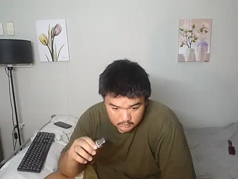 Snapshot of arthur_shelby2 chatting on 04-23-26, 01:13 arthur shelby2 online show from 04-23-26, 01:13