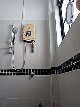 lirz06 online show from 11-11-25, 04:40