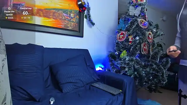 ECSTASYX2 2001 online show from 12-17-25, 05:12