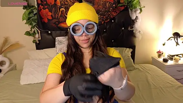 Amanda sweet online show from 10-30-25, 12:47