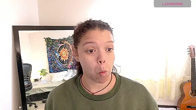 Snapshot of Amanda_sweet chatting on 07-01-26, 01:55 Amanda sweet online show from 07-01-26, 01:55