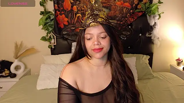 Amanda sweet online show from 10-29-25, 01:10