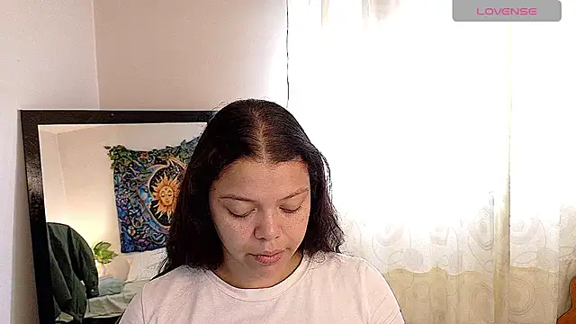 Snapshot of Amanda_sweet chatting on 06-27-26, 02:23 Amanda sweet online show from 06-27-26, 02:23
