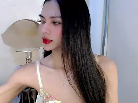 Snapshot of Ur_latinahotpaprika chatting on 07-23-26, 08:27 Ur latinahotpaprika online show from 07-23-26, 08:27