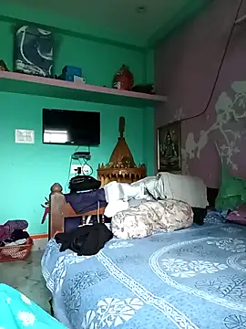 Snapshot of Desi_couple305 chatting on 09-14-25, 07:31 Desi couple305 online show from 09-14-25, 07:31