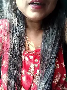 Snapshot of Desi_couple305 chatting on 10-18-25, 08:27 Desi couple305 online show from 10-18-25, 08:27