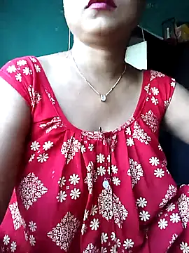 Snapshot of Desi_couple305 chatting on 09-27-25, 01:34 Desi couple305 online show from 09-27-25, 01:34