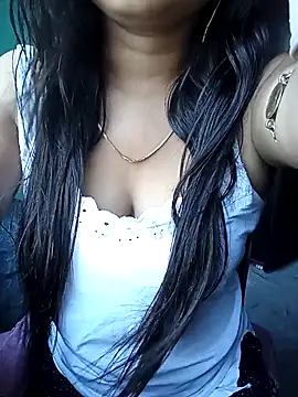 Snapshot of Desi_couple305 chatting on 10-09-25, 01:50 Desi couple305 online show from 10-09-25, 01:50