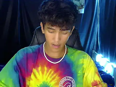 kenbigcockxx online show from 04-06-26, 02:07