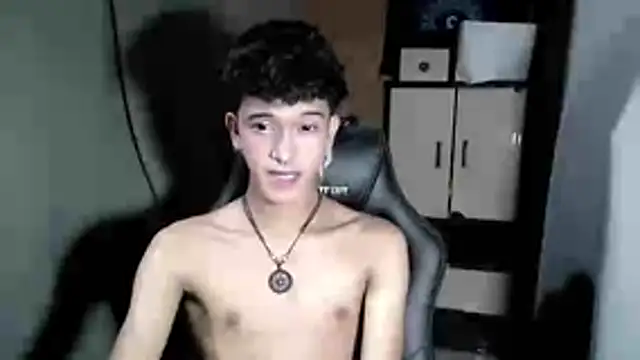 kenbigcockxx online show from 11-17-25, 03:49