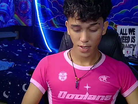 kenbigcockxx online show from 07-15-26, 01:29