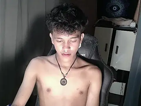 kenbigcockxx online show from 10-22-25, 06:51