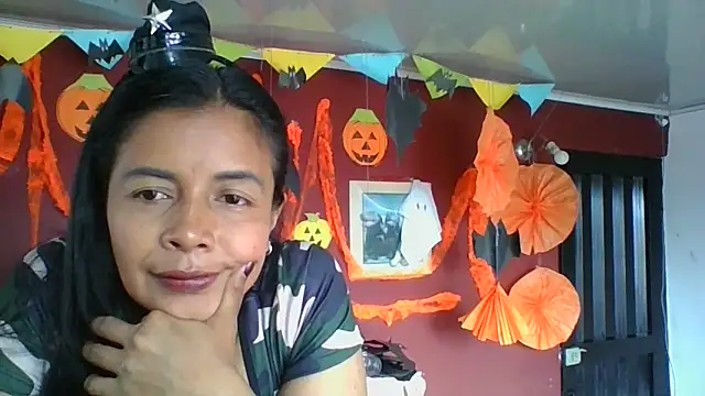 DianaOchoa  online show from 10-30-25, 07:33