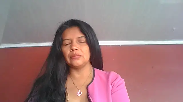 DianaOchoa  online show from 06-26-26, 12:11