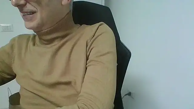 Snapshot of Sensor2000 chatting on 01-09-26, 08:21 Sensor2000 online show from 01-09-26, 08:21