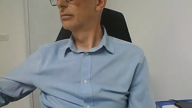 Sensor2000 online show from 06-19-26, 01:39