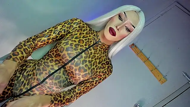 Snapshot of anitacruise chatting on 02-22-26, 10:33 anitacruise online show from 02-22-26, 10:33