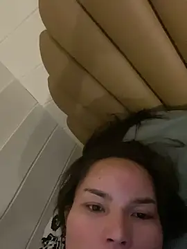 Queen Of all Media online show from 09-24-25, 07:26