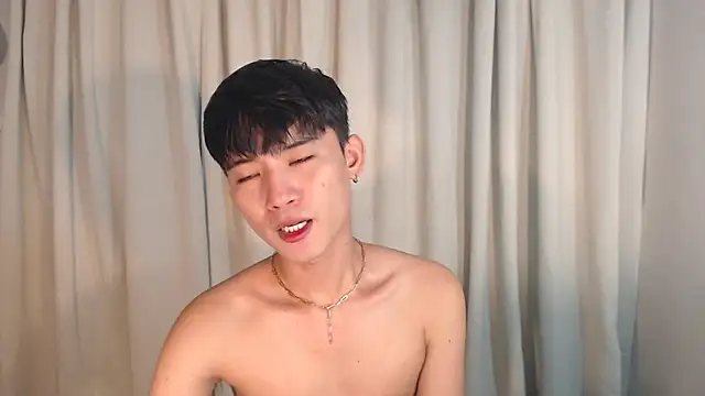 Snapshot of asian_dai chatting on 09-24-25, 06:42 asian dai online show from 09-24-25, 06:42