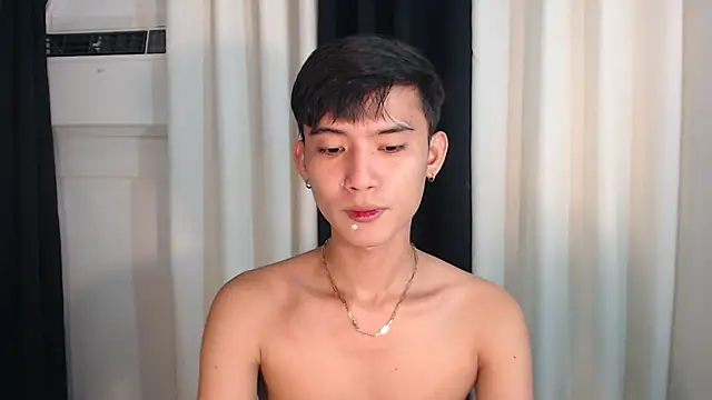 Snapshot of asian_dai chatting on 10-15-25, 09:50 asian dai online show from 10-15-25, 09:50