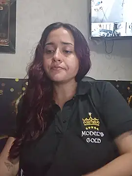 candy  fox  online show from 10-28-25, 09:14