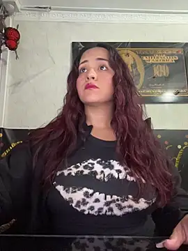 candy  fox  online show from 11-02-25, 12:10