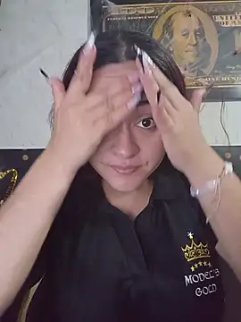 candy  fox  online show from 10-26-25, 11:54