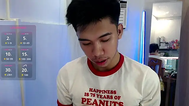 Snapshot of Ur_pinoyhotbrix chatting on 09-23-25, 10:06 Ur pinoyhotbrix online show from 09-23-25, 10:06