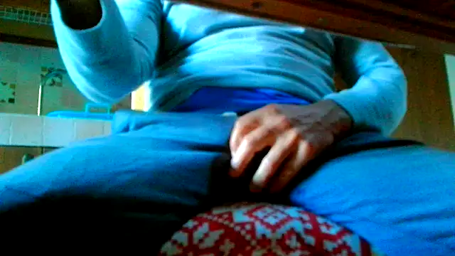 Snapshot of Prince-sexy chatting on 09-20-25, 06:29 Prince-sexy online show from 09-20-25, 06:29